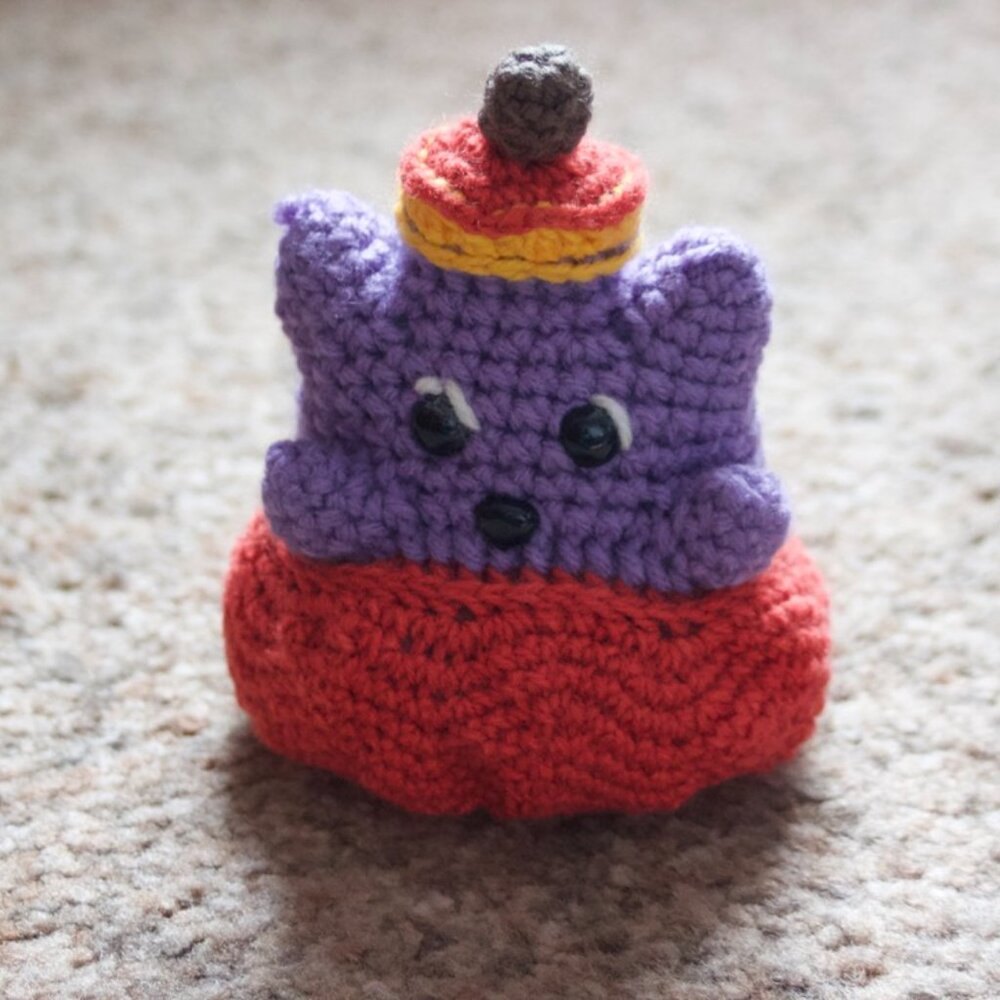 Pumpkin Cat Crocheted Amigurumi